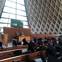 2022年6月19日，于东海大学美丽的路思义教堂举办本系毕业祝福礼。在师生共同努力下，在疫情期间能举办实体典礼，实属不易。祝福每位毕业生，鹏程万里，一帆风顺。